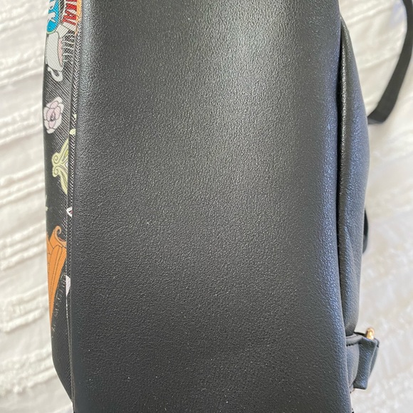 NWOT. Friends TV show Mini Back Pack - Picture 4 of 6